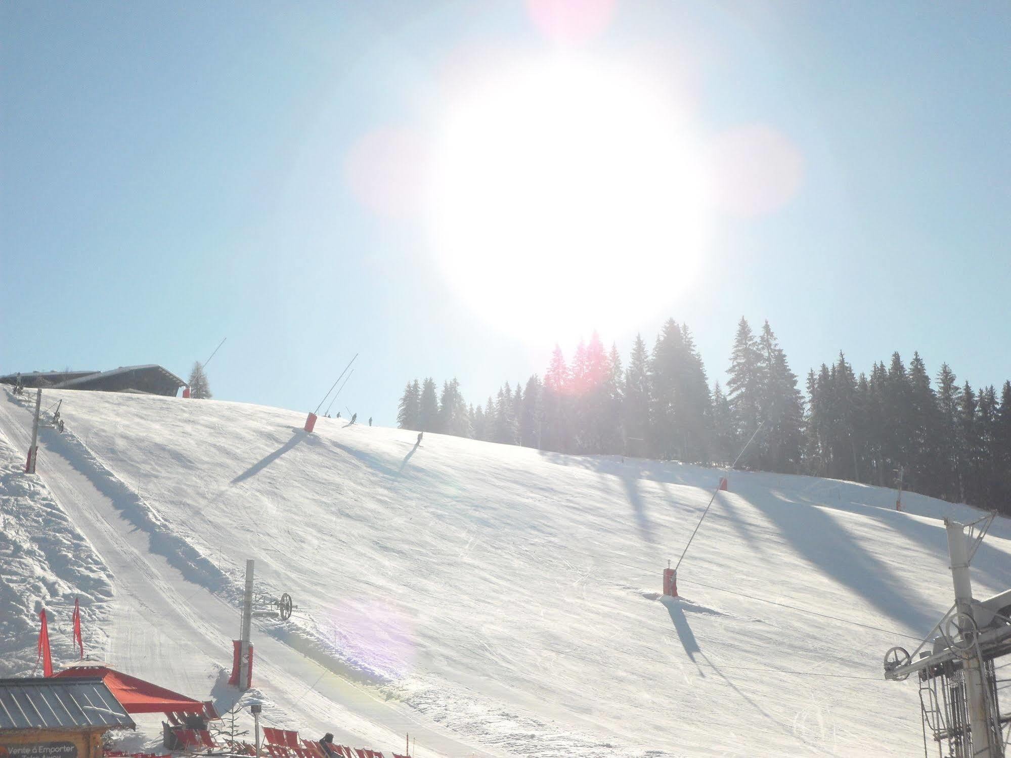 Chalet Hotel Aiguille Blanche Logis Les Gets Exterior foto